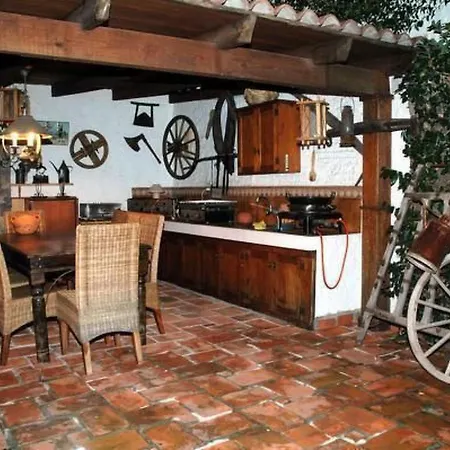 In Mit Terrasse- Gemeinsamem Pool Und Garten By Interhome * La Matanza De Acentejo